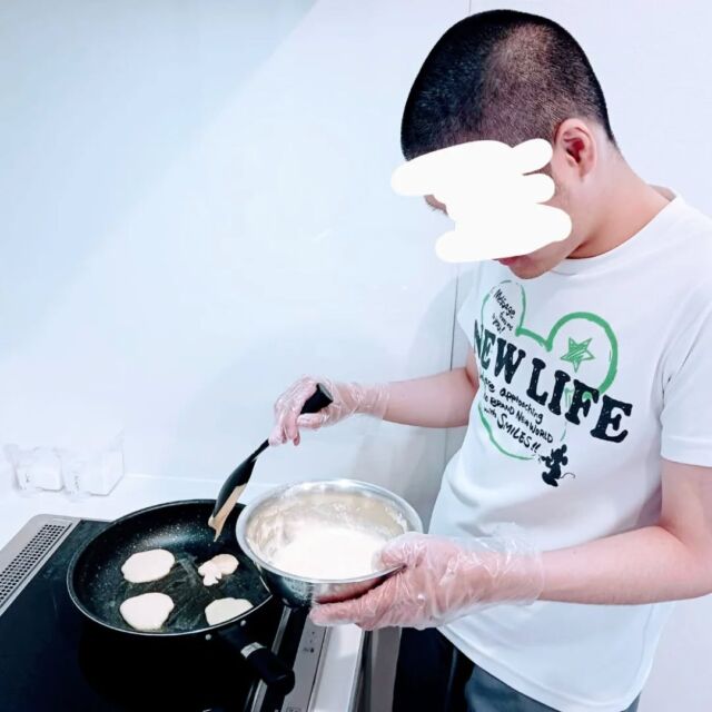 先日パンケーキを焼きました！
上手に出来ていました！