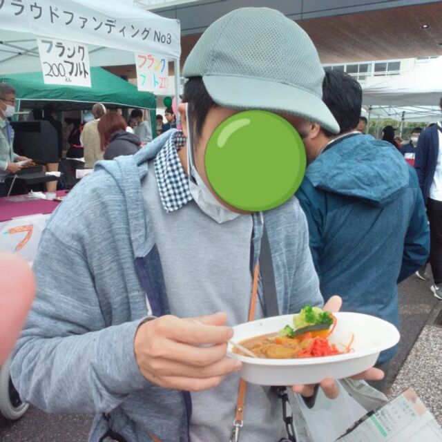 入居の方の利用しているフェスティバルに遊びに行ってきました♪美味しい物も食べとても楽しそうでした✨️