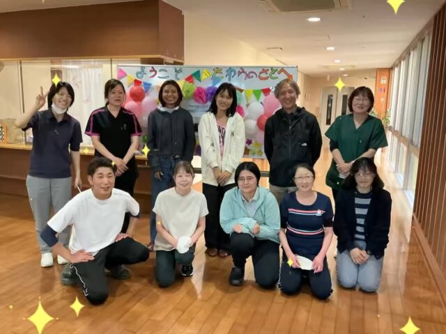 こんにちは、田原の里です😃
特定技能としてミャンマーから新しい仲間が加わりました🇲🇲
これから一緒に成長していけることを楽しみにしています。
皆さま、温かいご支援・ご指導をよろしくお願いいたします！

#社会福祉法人昴 #特別養護老人ホーム #田原の里 #小規模多機能 #くず葉台ケアセンター #秦野市 #笑顔 #ユニットケア #人気スポット #憩いの場 #特定技能