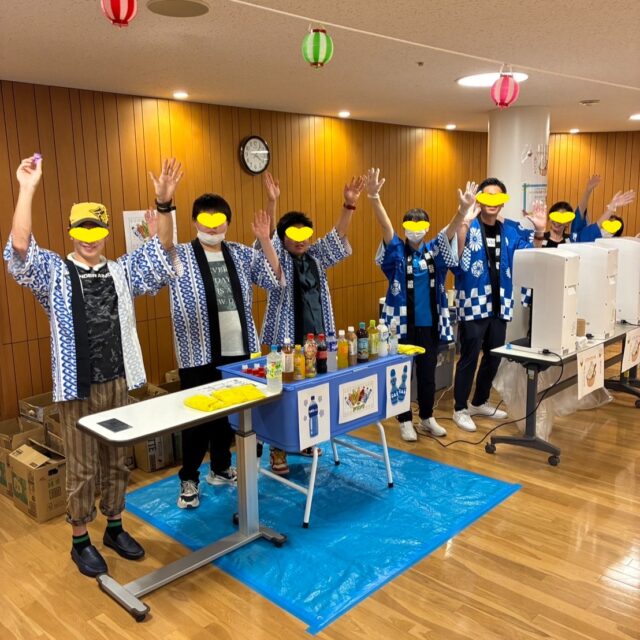 シーサイドかなざわイベントのお手伝いをしました。花火は雨で中止となってしまいましたが接客の楽しさと喜ばれた方々の笑顔が何よりの経験と自信に繋がりました。＃グループホーム＃シーサイドかなざわ＃

シーサイドかなざわ
https://www.subaru-fukushi.or.jp/facility/seaside-kanazawa/